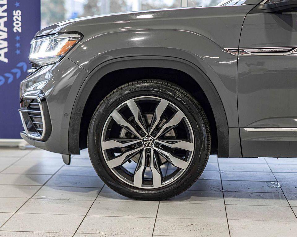 used 2022 Volkswagen Atlas Cross Sport car, priced at $23,699