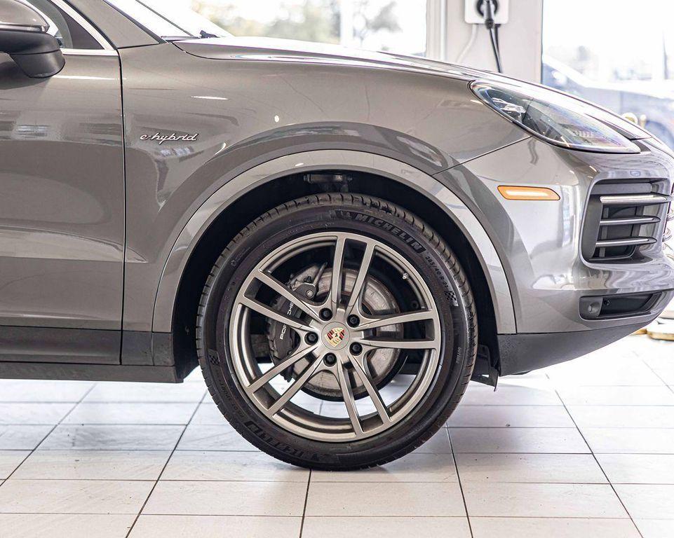 used 2021 Porsche Cayenne car, priced at $38,995