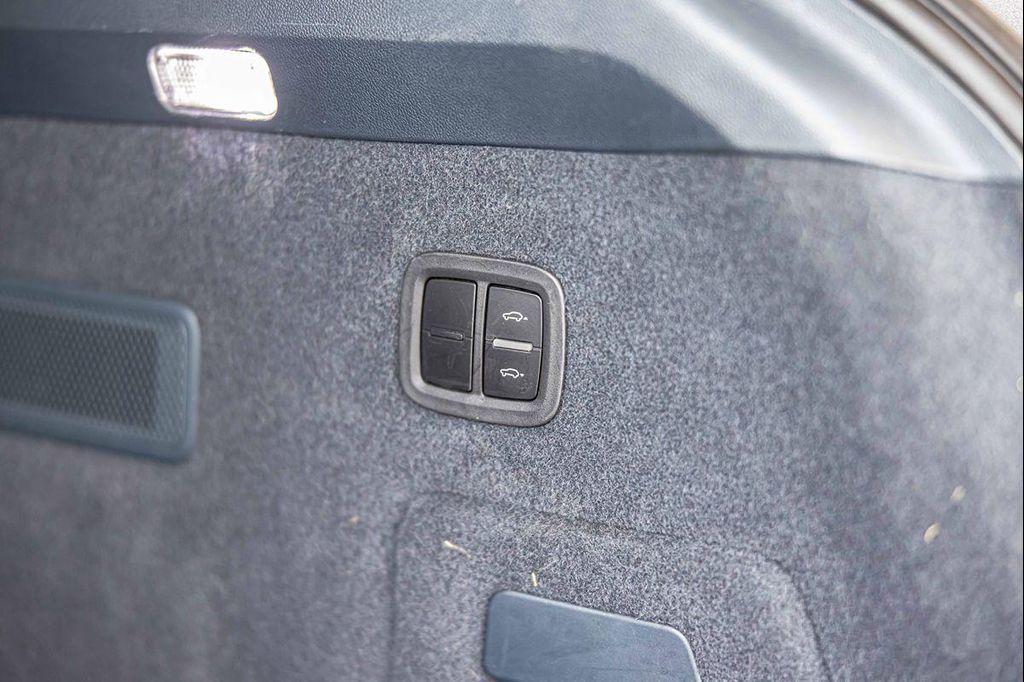 used 2021 Porsche Cayenne car, priced at $38,995