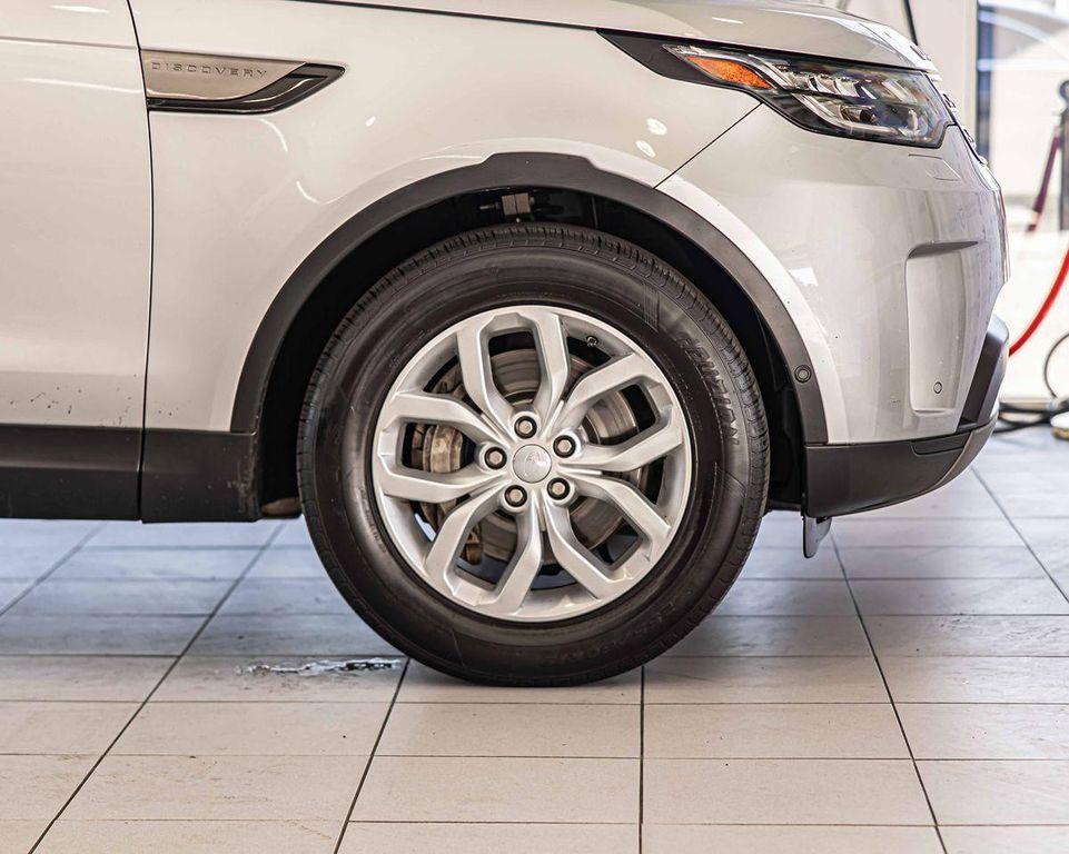 used 2020 Land Rover Discovery car, priced at $12,871