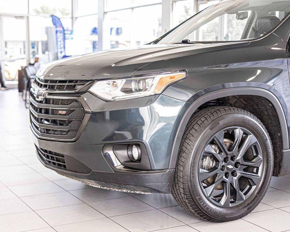used 2020 Chevrolet Traverse car, priced at $22,157
