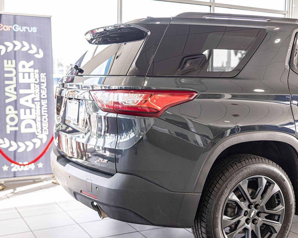 used 2020 Chevrolet Traverse car, priced at $22,157