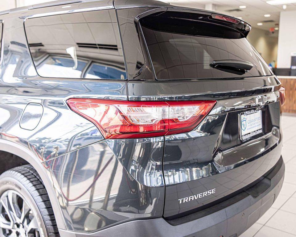 used 2020 Chevrolet Traverse car, priced at $22,157
