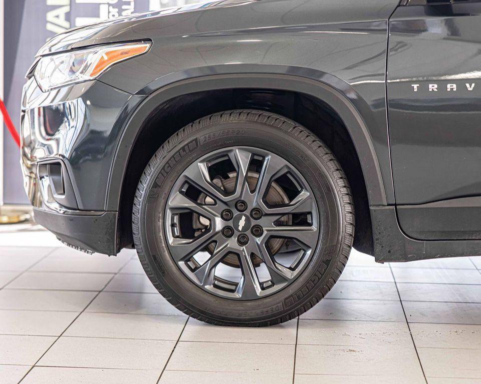 used 2020 Chevrolet Traverse car, priced at $22,157