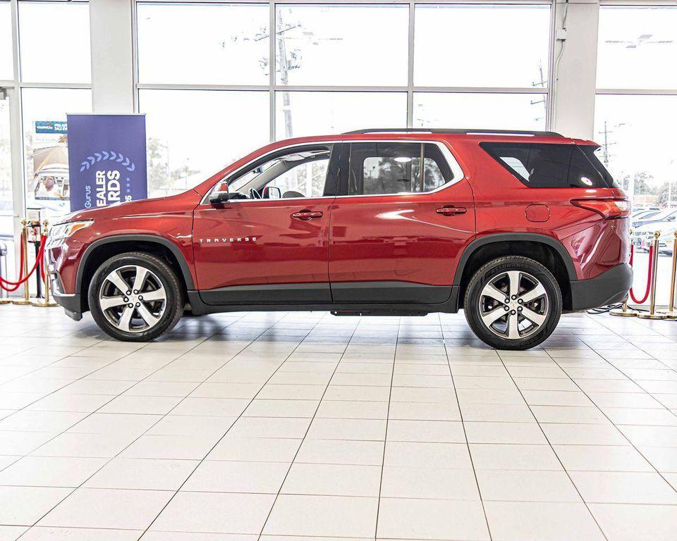 used 2021 Chevrolet Traverse car, priced at $20,440