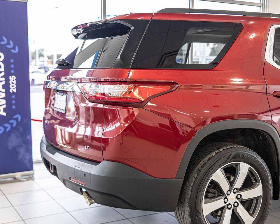 used 2021 Chevrolet Traverse car, priced at $20,440
