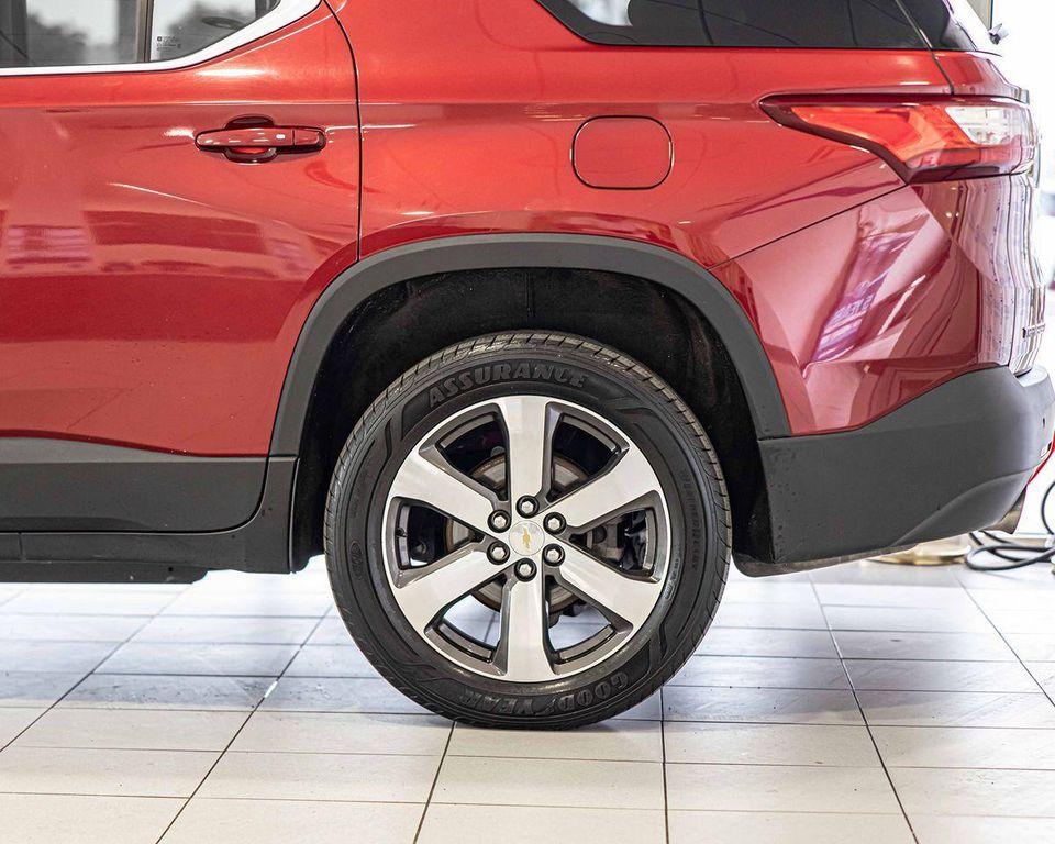 used 2021 Chevrolet Traverse car, priced at $20,440