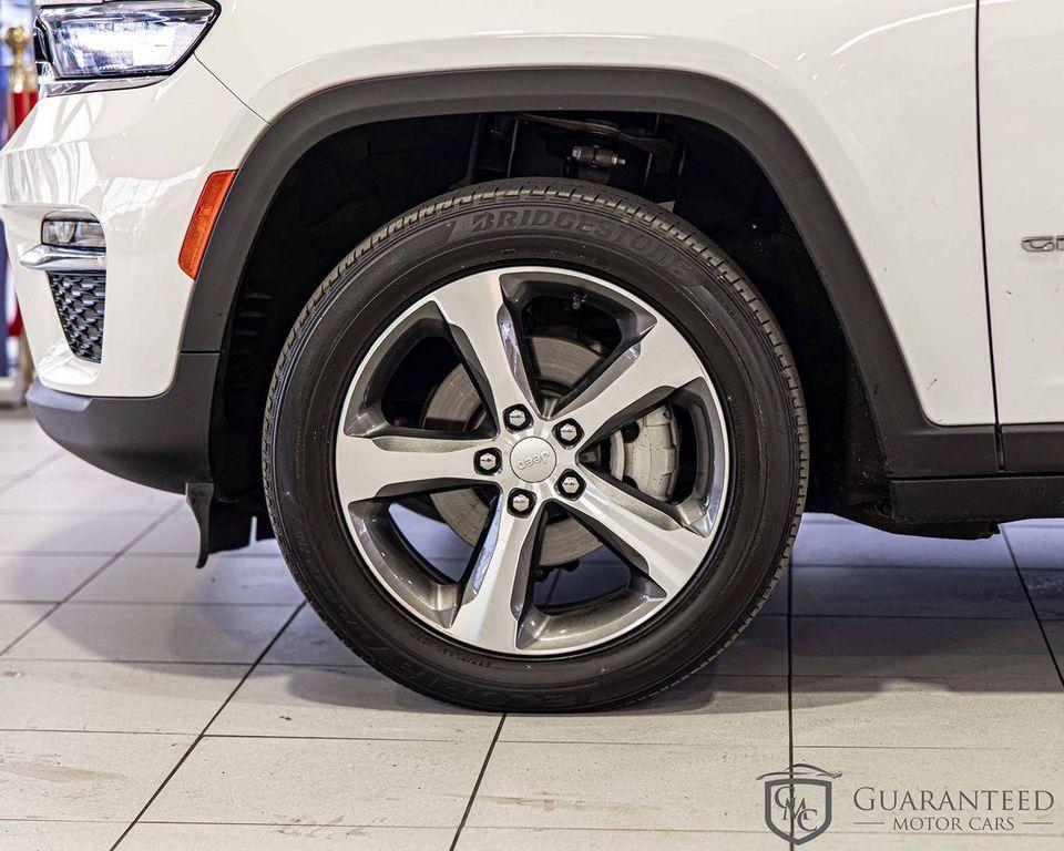 used 2023 Jeep Grand Cherokee car, priced at $30,900