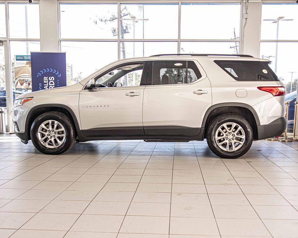 used 2021 Chevrolet Traverse car, priced at $22,239