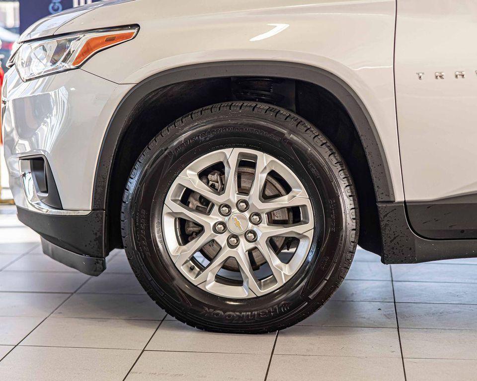 used 2021 Chevrolet Traverse car, priced at $22,239