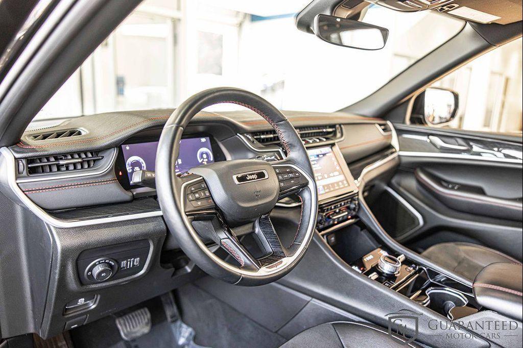 used 2022 Jeep Grand Cherokee car, priced at $33,109