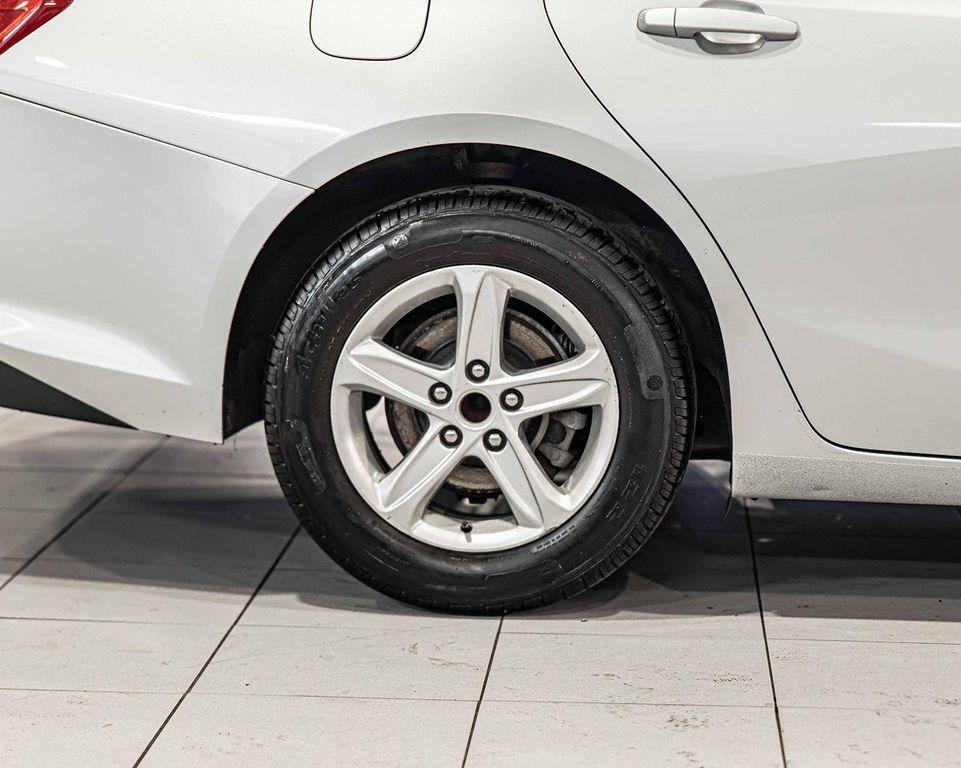 used 2019 Chevrolet Malibu car, priced at $13,958