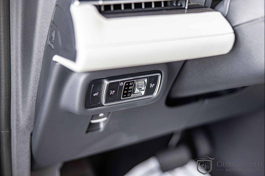 used 2025 Lincoln Nautilus car, priced at $47,303