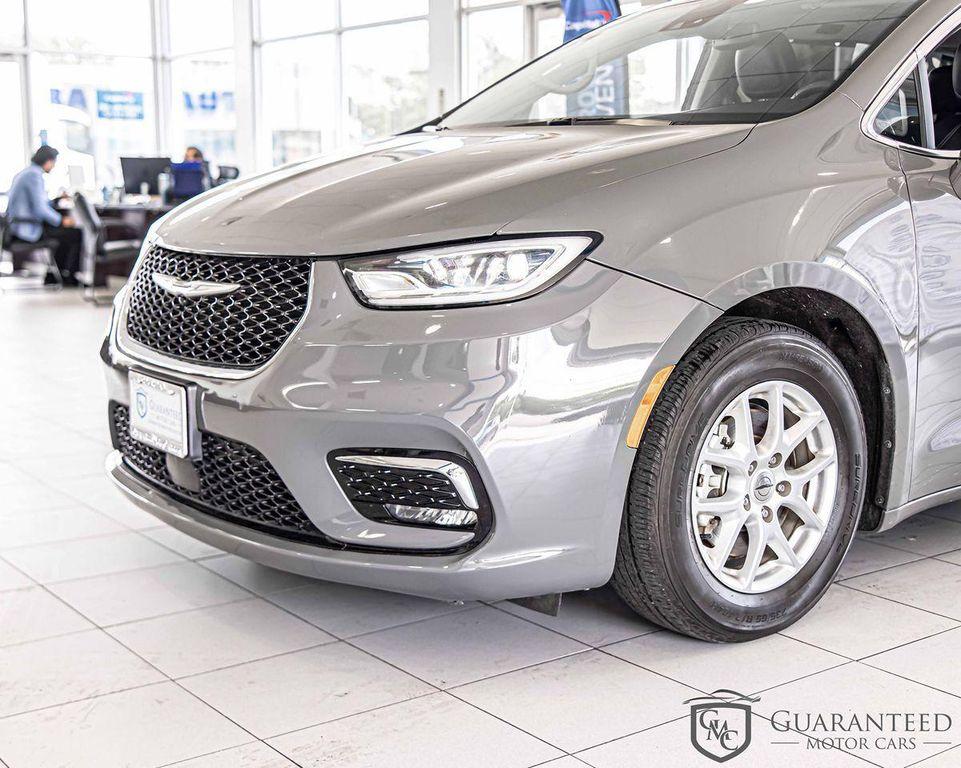 used 2022 Chrysler Pacifica car, priced at $23,647