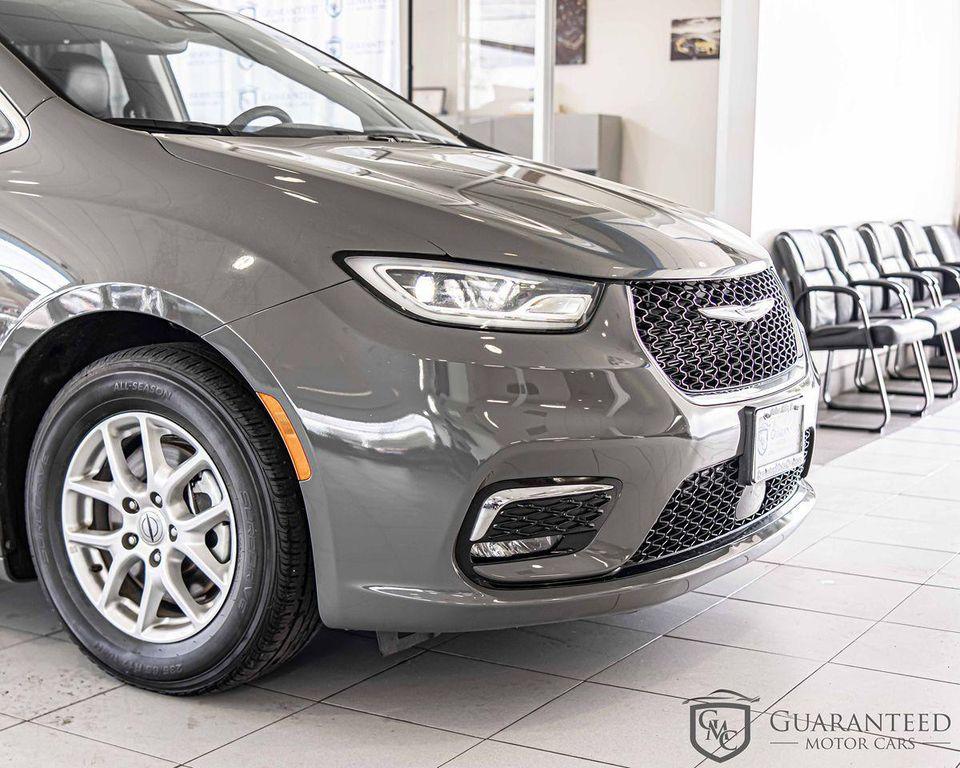 used 2022 Chrysler Pacifica car, priced at $23,647