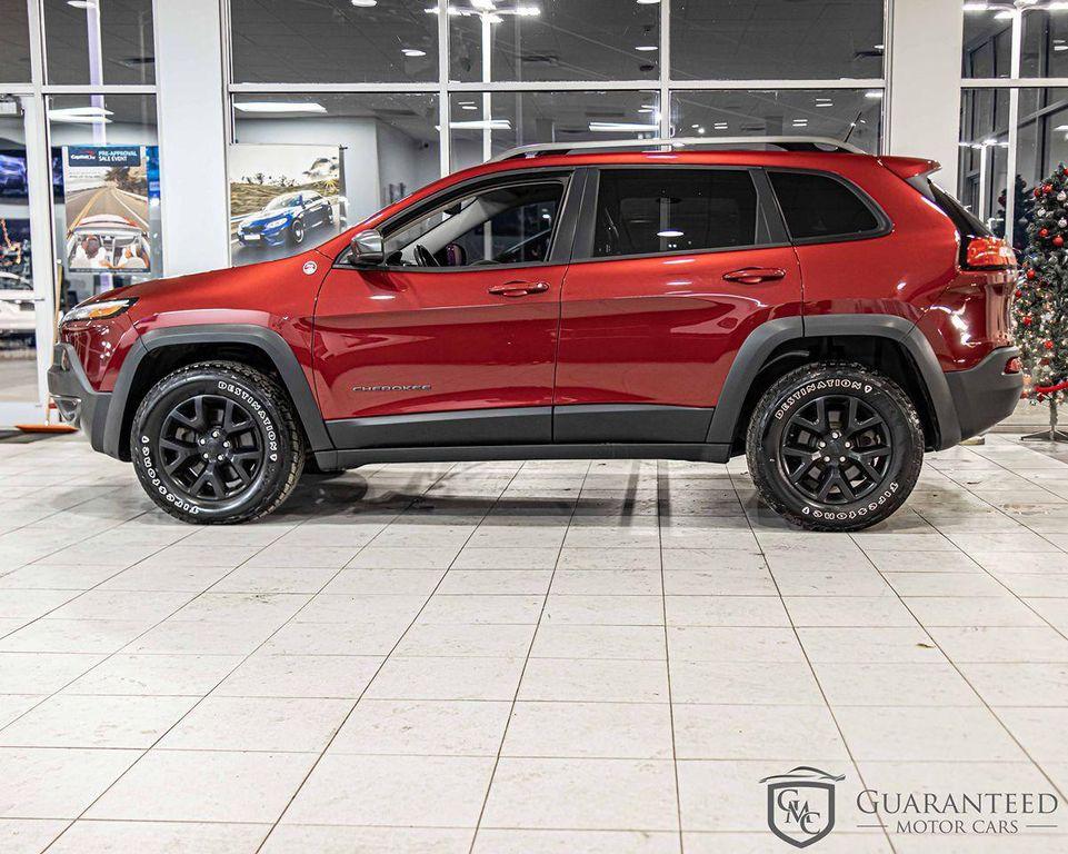 used 2015 Jeep Cherokee car, priced at $10,646