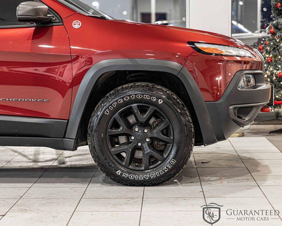 used 2015 Jeep Cherokee car, priced at $10,646