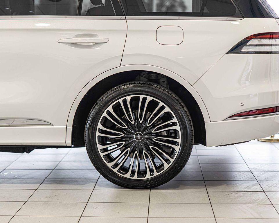 used 2024 Lincoln Aviator car, priced at $63,764