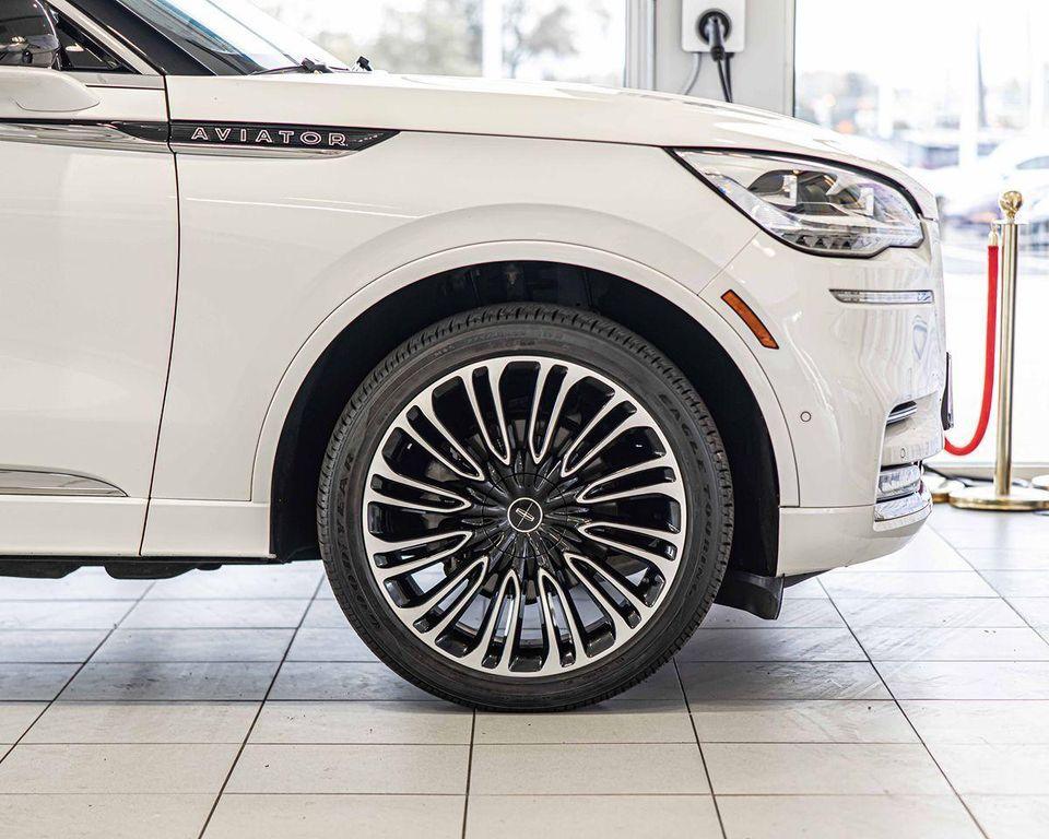 used 2024 Lincoln Aviator car, priced at $63,764
