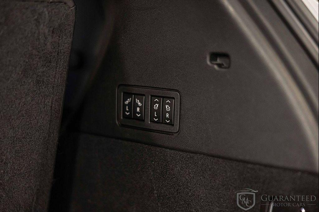 used 2022 Cadillac XT6 car, priced at $32,324