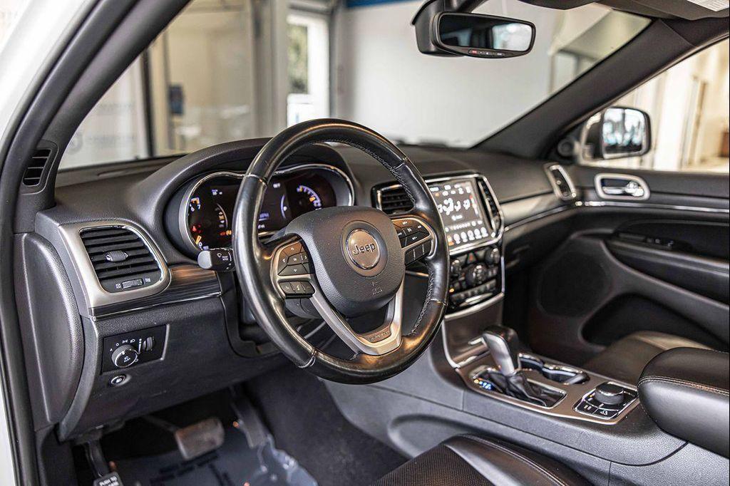 used 2020 Jeep Grand Cherokee car, priced at $18,975