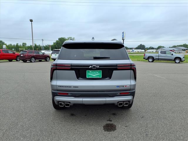 used 2025 Chevrolet Traverse car, priced at $50,995