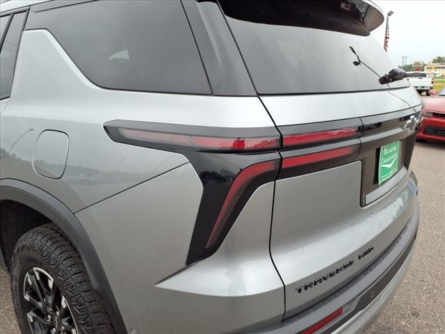 used 2025 Chevrolet Traverse car, priced at $50,995