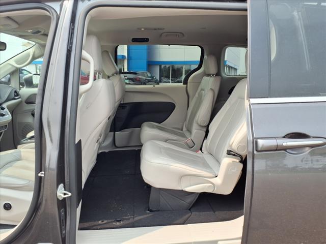 used 2021 Chrysler Pacifica car, priced at $22,995