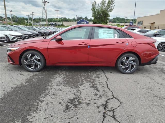 new 2024 Hyundai Elantra car, priced at $27,060