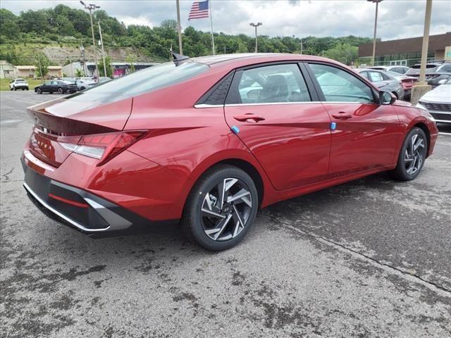 new 2024 Hyundai Elantra car, priced at $27,060