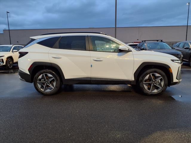 new 2025 Hyundai Tucson Hybrid car, priced at $43,640