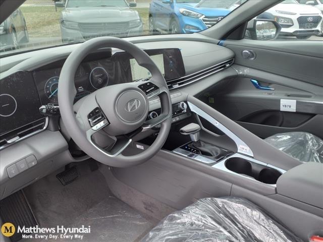 new 2024 Hyundai Elantra HEV car, priced at $27,955
