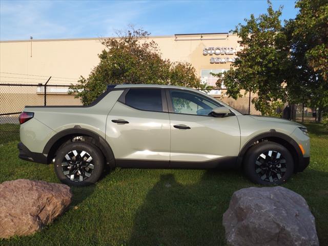 new 2025 Hyundai Santa Cruz car, priced at $32,370