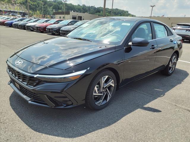 new 2024 Hyundai Elantra car, priced at $27,040