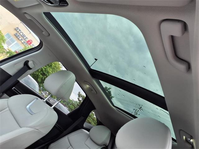 used 2022 Hyundai TUCSON Hybrid car