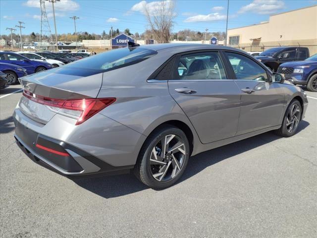 new 2024 Hyundai Elantra car, priced at $28,780