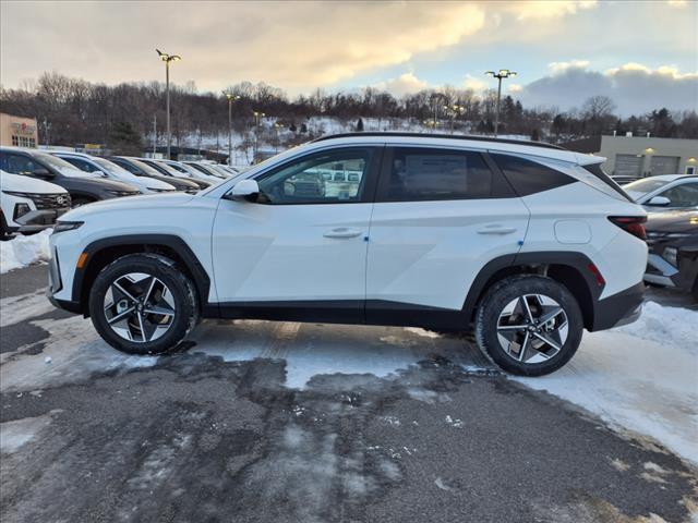 new 2025 Hyundai TUCSON Hybrid car, priced at $35,263