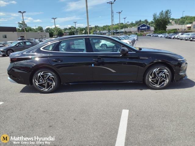 new 2024 Hyundai Sonata car, priced at $32,255