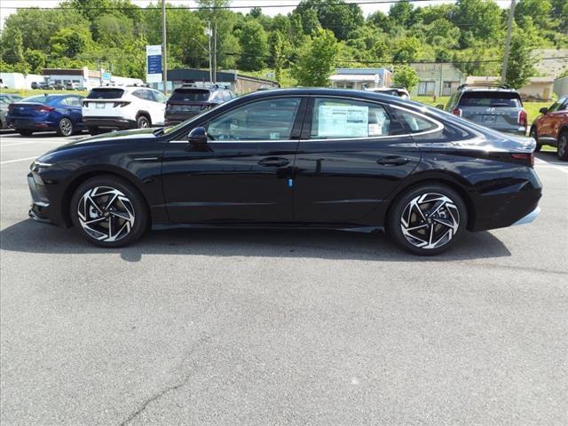 new 2024 Hyundai Sonata car, priced at $32,255