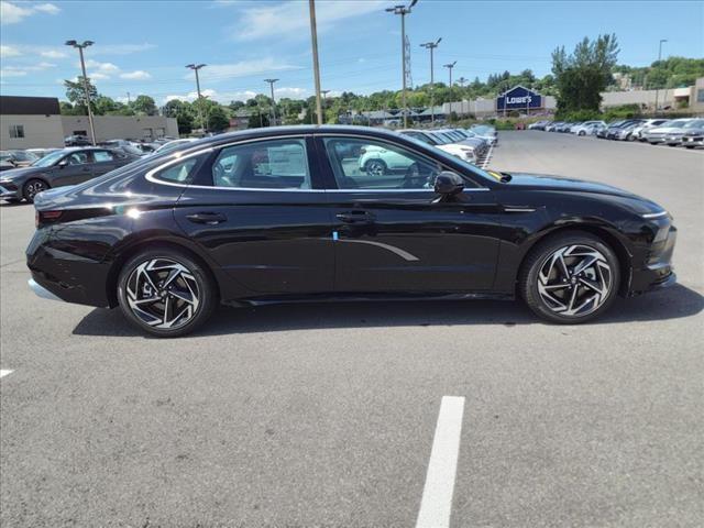 new 2024 Hyundai Sonata car, priced at $32,255