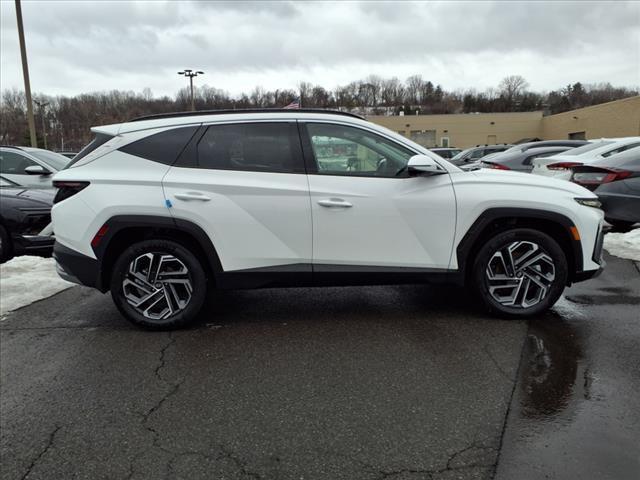 new 2025 Hyundai TUCSON Hybrid car, priced at $39,990