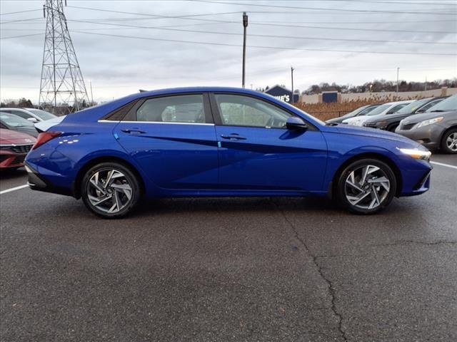 new 2025 Hyundai Elantra car, priced at $27,265