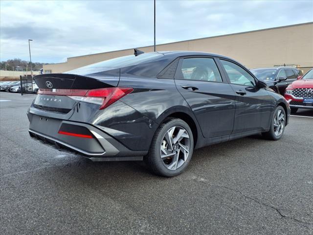 new 2025 Hyundai Elantra car, priced at $24,900