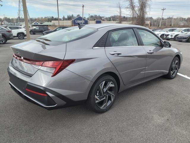 new 2024 Hyundai Elantra car, priced at $28,765