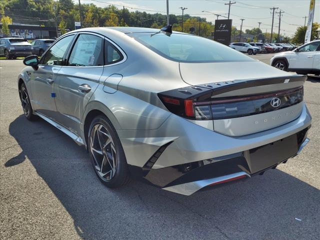 new 2024 Hyundai Sonata car, priced at $32,215