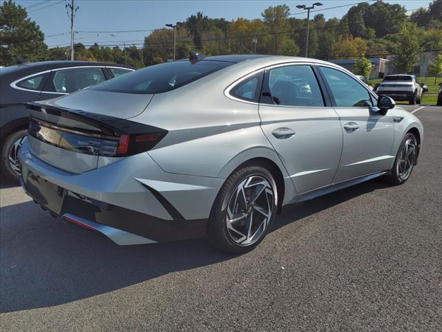 new 2024 Hyundai Sonata car, priced at $32,215