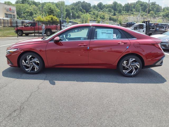 new 2024 Hyundai Elantra car, priced at $27,040