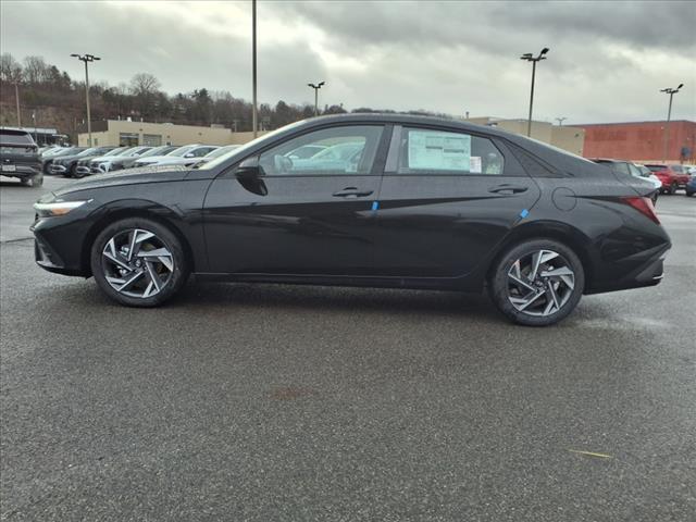 new 2025 Hyundai Elantra car, priced at $24,685