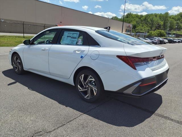 new 2024 Hyundai Elantra car, priced at $27,475