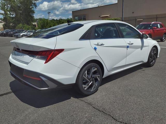 new 2024 Hyundai Elantra car, priced at $27,475